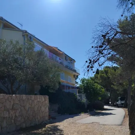 Apartment View Mustel In - Adults Only